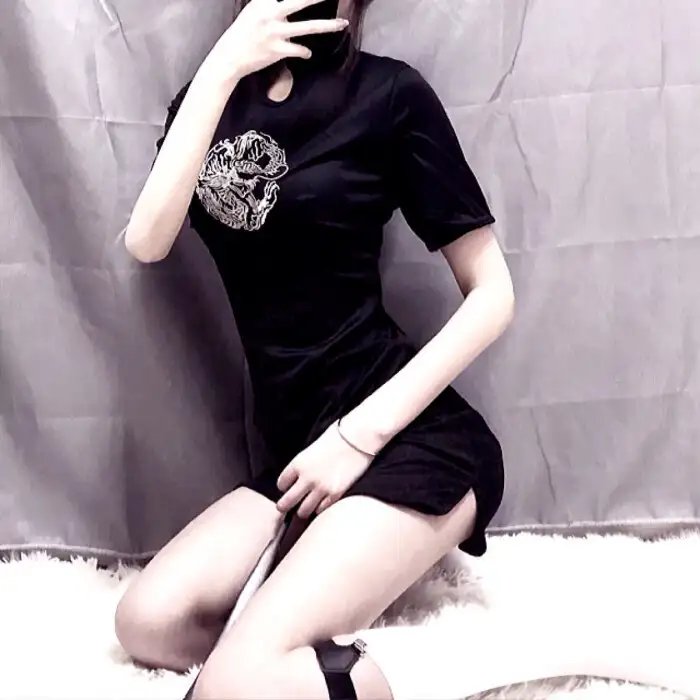 红色背篓